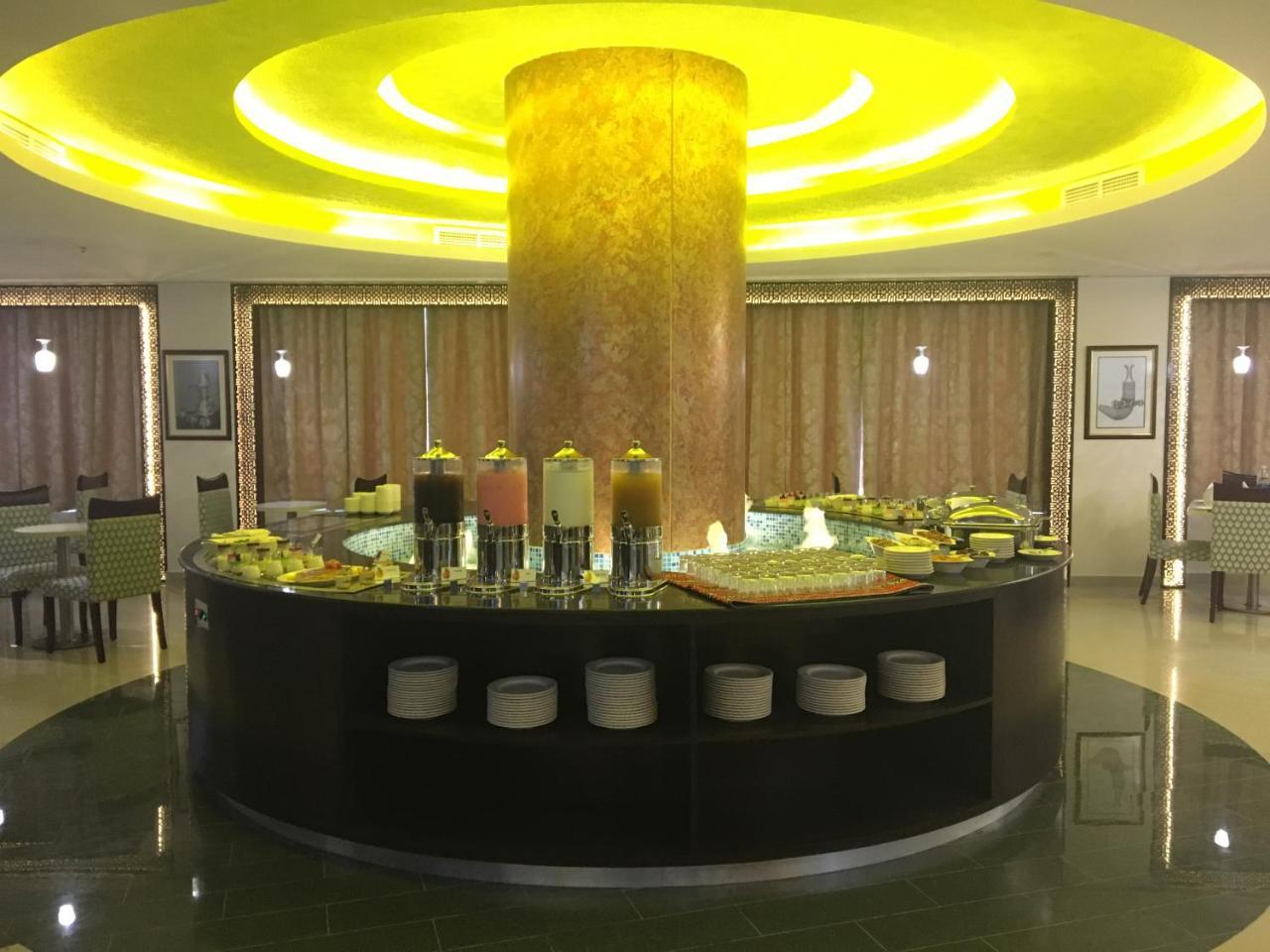 Golden Tulip Headington Hotel